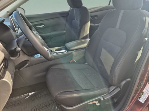 Certified 2024 Nissan Sentra SV FWD image 20