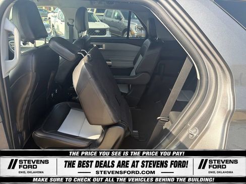 Used 2023 Ford Explorer XLT w/ Equipment Group 202A AWD/4WD image 35