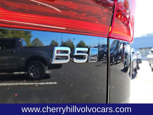 New 2026 Volvo XC60 B5 Plus w/ Protection Package Premier image 19