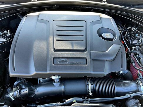 New 2026 Land Rover Range Rover Velar Dynamic SE image 13