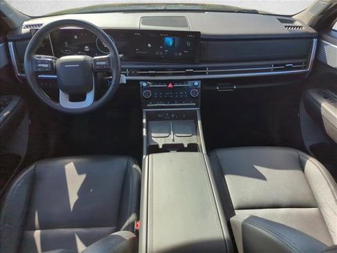 Used 2024 Hyundai Santa Fe Limited image 21