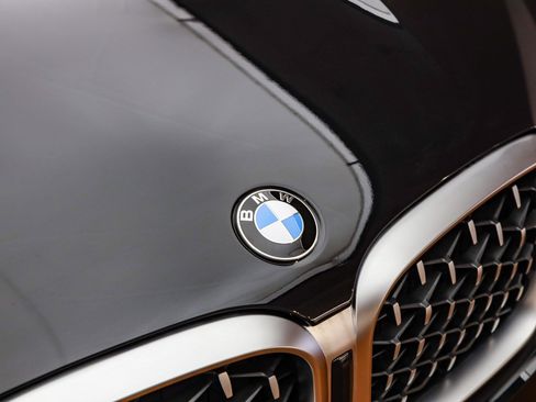 Used 2025 BMW X4 xDrive30i w/ Convenience Package image 6