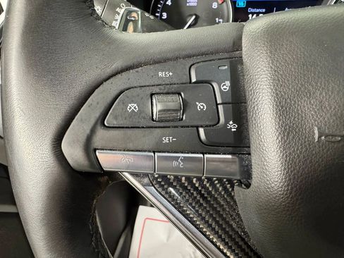 Used 2024 Cadillac XT6 Sport w/ LPO, ONYX Package image 15