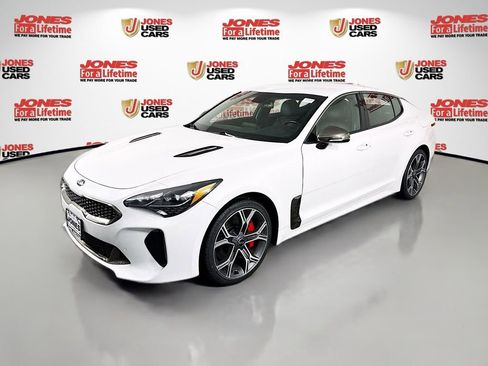 Used 2021 Kia Stinger GT image 12