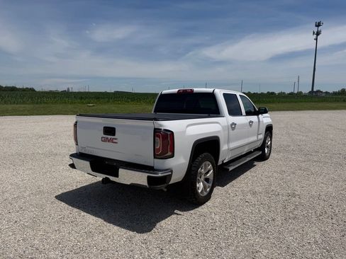 Used 2018 GMC Sierra 1500 SLT w/ SLT Premium Package AWD/4WD image 3