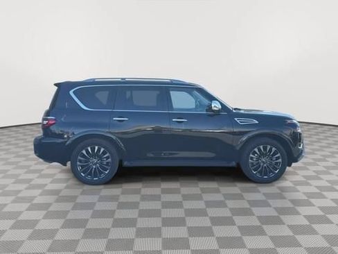 Used 2024 Nissan Armada Platinum AWD/4WD image 2
