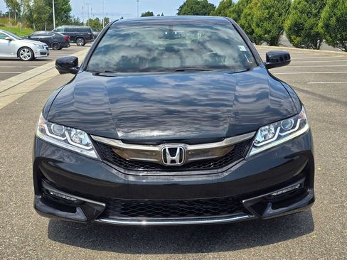 Used 2017 Honda Accord EX-L image 8