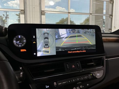 Used 2023 Lexus ES 350 Ultra Luxury FWD image 20