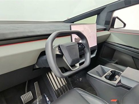 Used 2024 Tesla Cybertruck Cyberbeast image 16