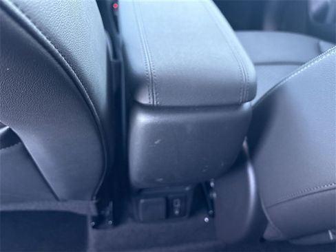 Certified 2023 Buick Encore GX Essence w/ Experience Buick Package image 21