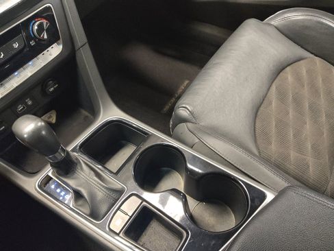 Used 2018 Hyundai Sonata Sport FWD image 26