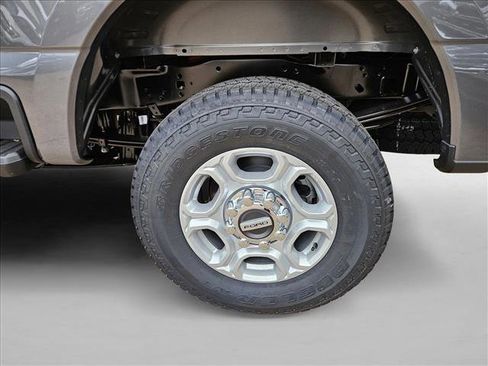 New 2026 Ford F250 XLT w/ FX4 Off-Road Package image 10