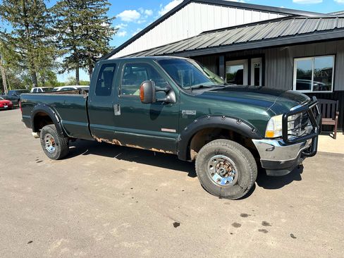 Used 2003 Ford F250 XLT image 7