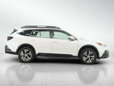 Used 2020 Subaru Outback Limited AWD/4WD image 6