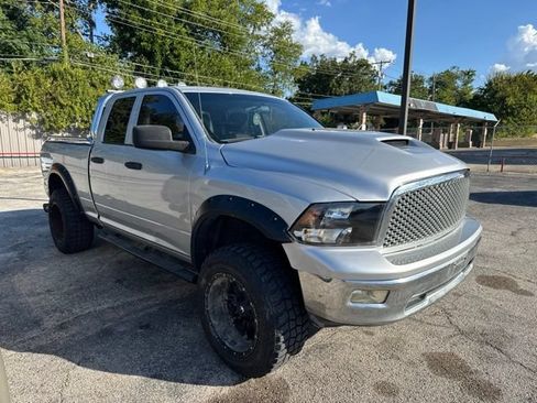 Used 2011 RAM 1500 ST w/ ST Popular Equipment Group AWD/4WD image 3