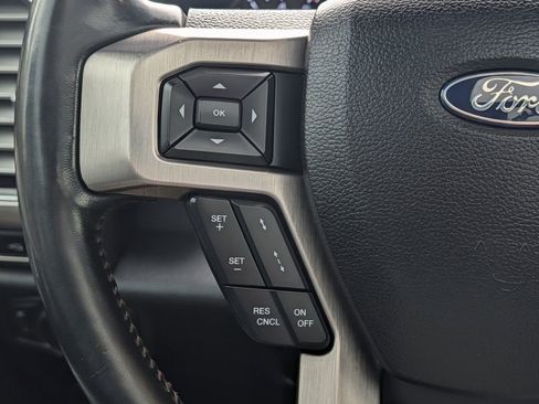 Certified 2019 Ford F350 Platinum w/ Platinum Ultimate Package image 19