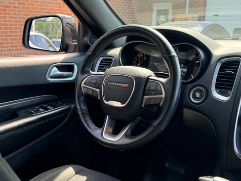 Used 2019 Dodge Durango SXT AWD/4WD image 18