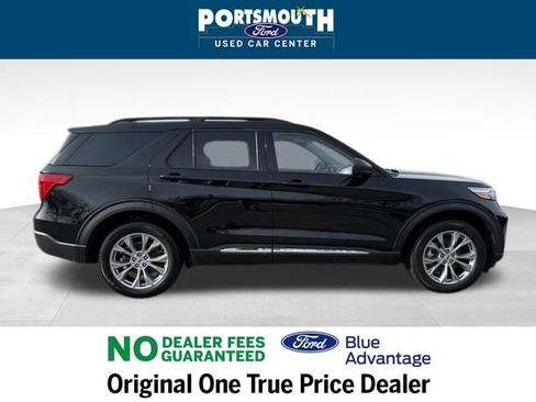 Used 2022 Ford Explorer XLT w/ Equipment Group 202A image 6