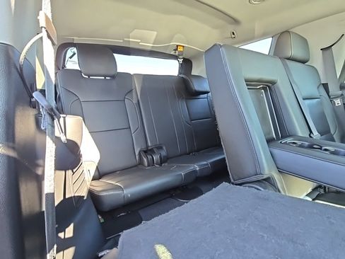 Used 2019 Chevrolet Tahoe LT image 40
