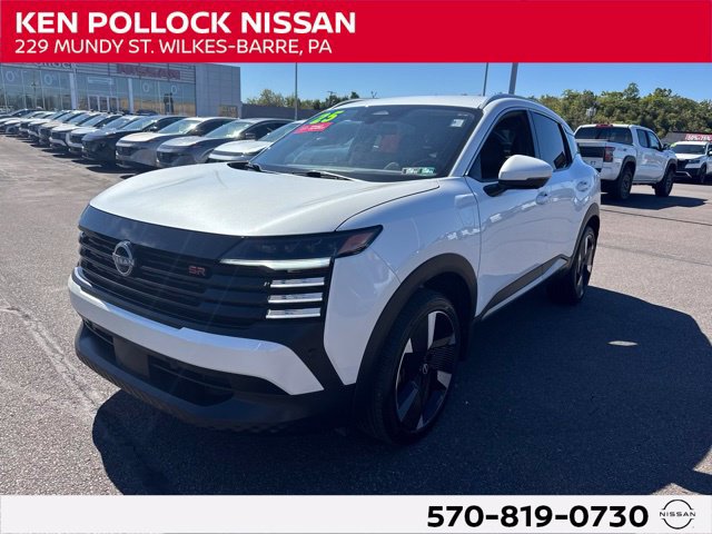 Certified 2025 Nissan Kicks SR AWD/4WD image 1