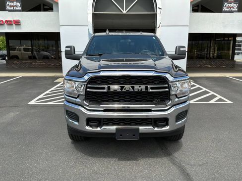 Certified 2024 RAM 2500 Tradesman w/ Chrome Appearance Group AWD/4WD image 3