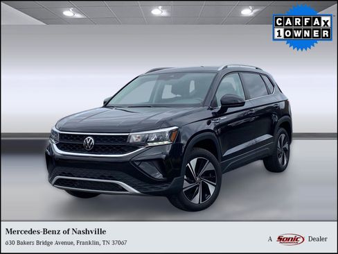 Used 2024 Volkswagen Taos SE image 1