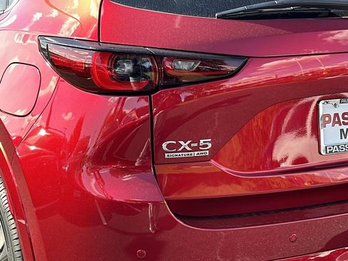 New 2025 MAZDA CX-5 Signature image 23