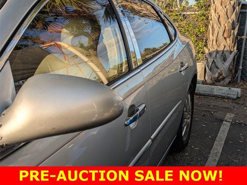 Used 2008 Buick LaCrosse CXL w/ Driver Confidence Package image 6