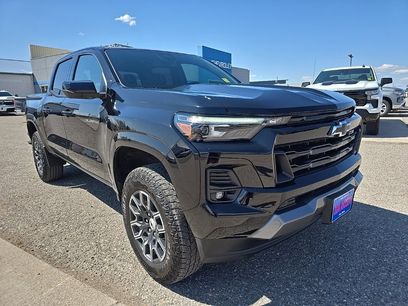 Used 2023 Chevrolet Colorado Z71 w/ Z71 Convenience Package 2