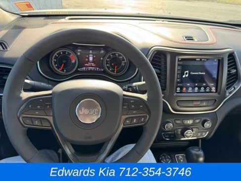 Used 2022 Jeep Cherokee Trailhawk w/ Technology Group B image 25