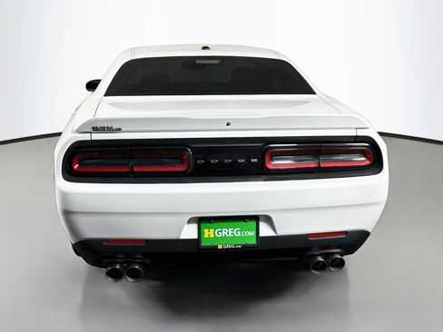 Used 2022 Dodge Challenger GT RWD image 8
