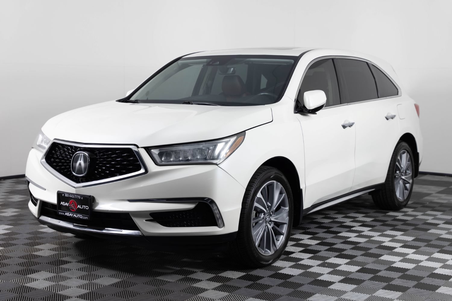Used 2018 Acura MDX w/ Technology Package AWD/4WD image 2