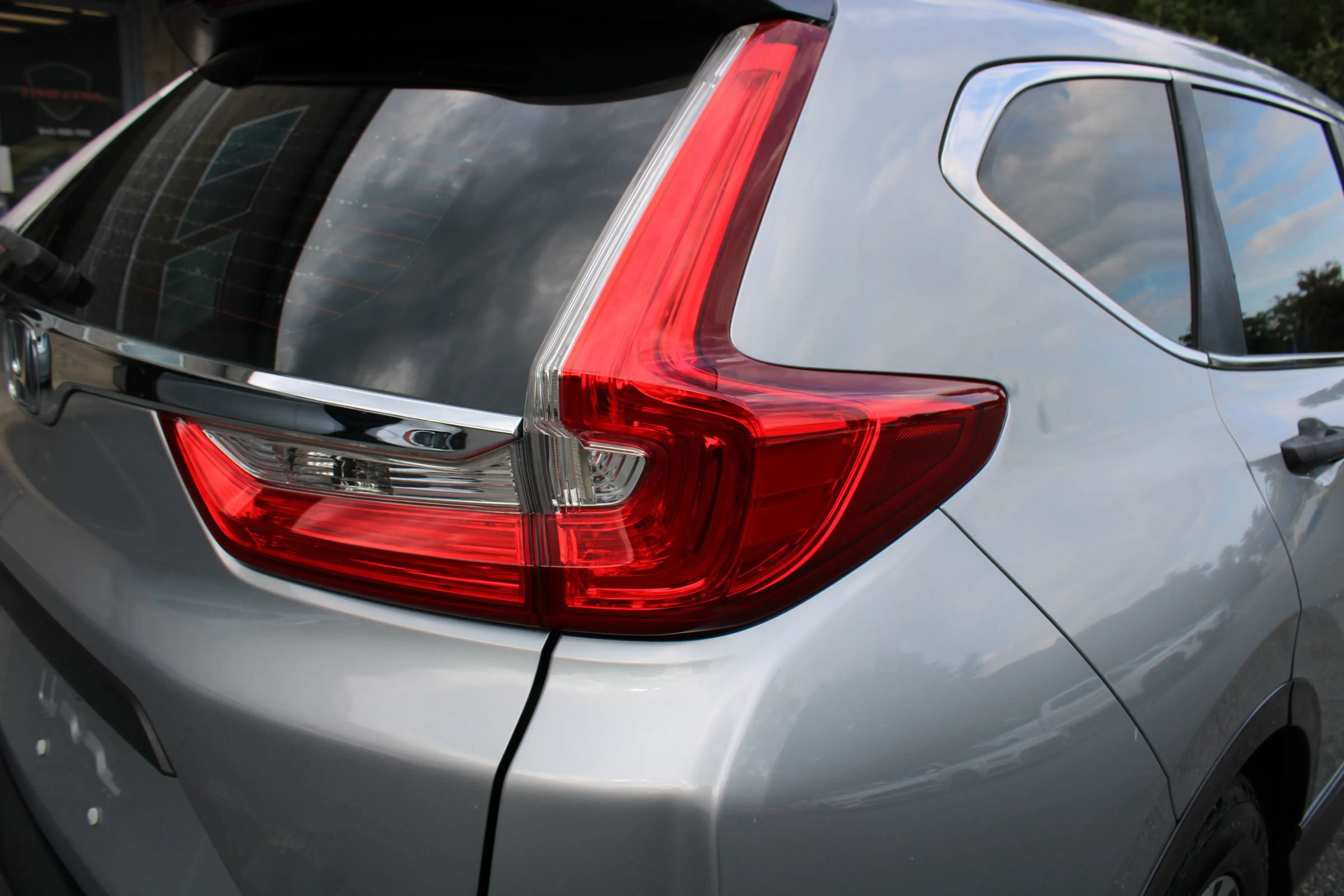 Used 2019 Honda CR-V LX image 29