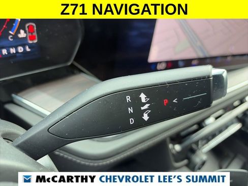Used 2025 Chevrolet Suburban Z71 AWD/4WD image 20