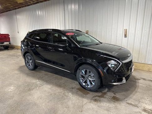 Used 2023 Kia Sportage SX image 2
