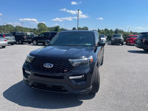 Used 2020 Ford Explorer ST w/ ST Street Pack AWD/4WD image 4