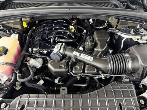 Certified 2023 Jeep Grand Cherokee Altitude AWD/4WD image 22