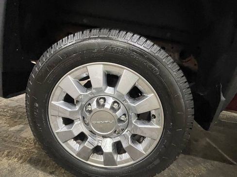 Used 2015 GMC Sierra 2500 Denali image 34