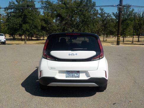Used 2025 Kia Soul S image 6