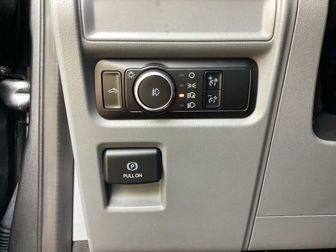 Used 2023 Ford F150 XLT image 60