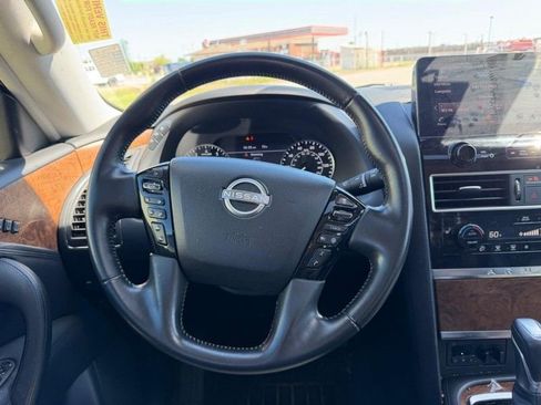 Used 2021 Nissan Armada SL w/ Captain's Chairs Package AWD/4WD image 13