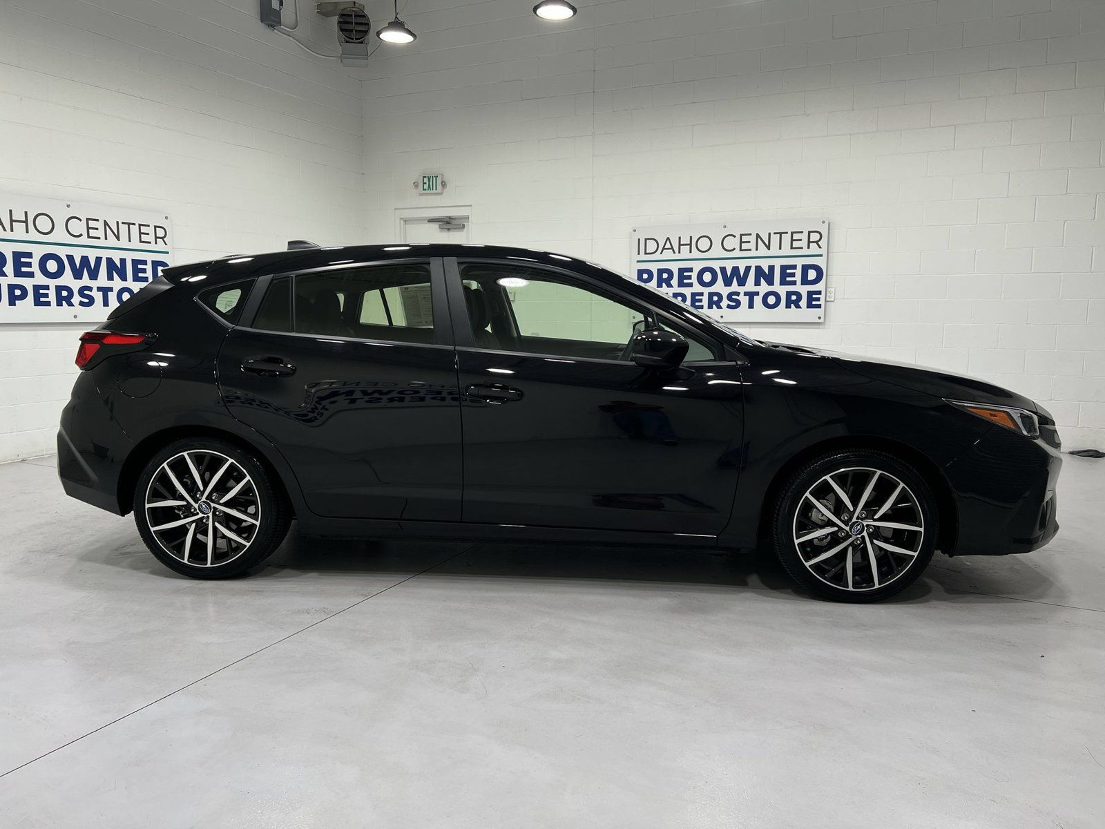 Certified 2025 Subaru Impreza 2.0i Sport AWD/4WD image 9