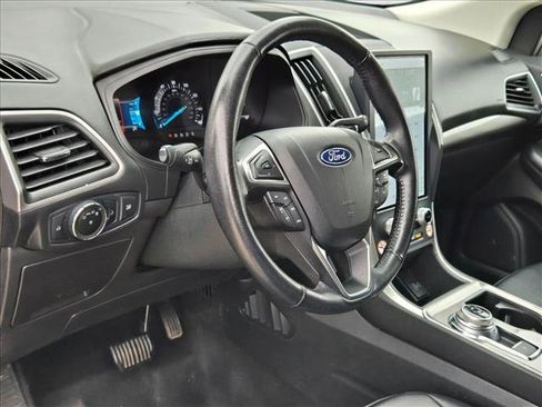 Used 2023 Ford Edge SEL image 10