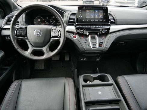 Used 2025 Honda Odyssey Sport-L image 19