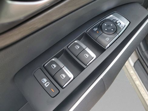 New 2026 Kia Sorento X-Line EX image 13