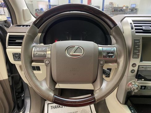 Used 2017 Lexus GX 460 460 image 28