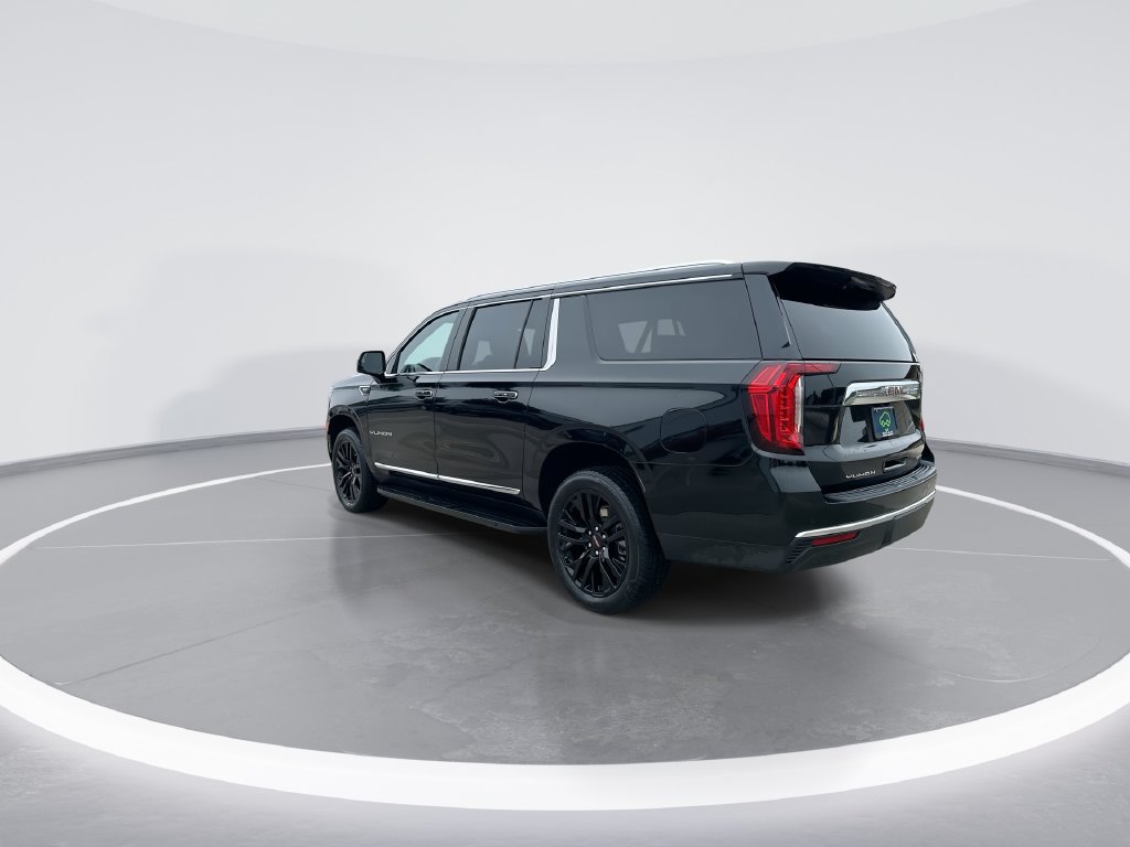 Certified 2024 GMC Yukon XL SLT w/ SLT Luxury Package AWD/4WD image 6