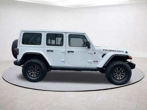 Certified 2024 Jeep Wrangler Unlimited Rubicon AWD/4WD image 6