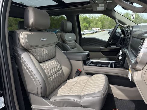 New 2026 Ford F450 Platinum AWD/4WD image 27