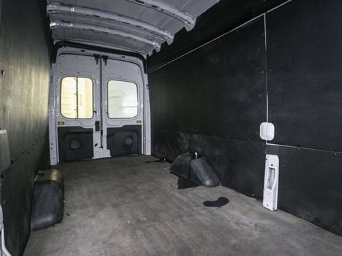 Used 2023 Ford Transit 250 148 High Roof Extended w/ Load Area Protection Package RWD image 18